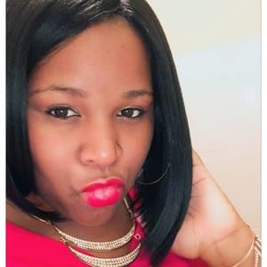 Meet your Posher, Alecia